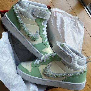 CUSTOM NWT Nike Court Borough Mid 2 (GS) Sneakers sz 8W // 6.5Y